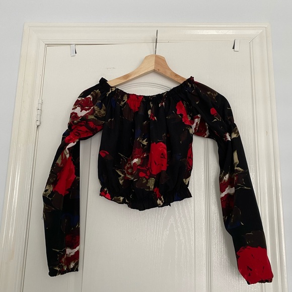 Prettylittlething Red and black floral Bardot top - Picture 2 of 3